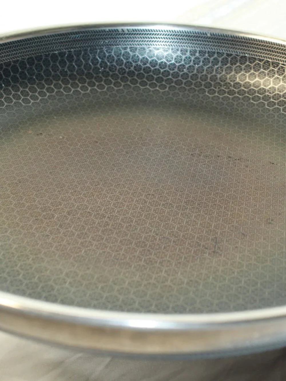HexClad 12 Inch Hybrid Nonstick Oven and Dishwasher Safe Frying Pan - No Lid